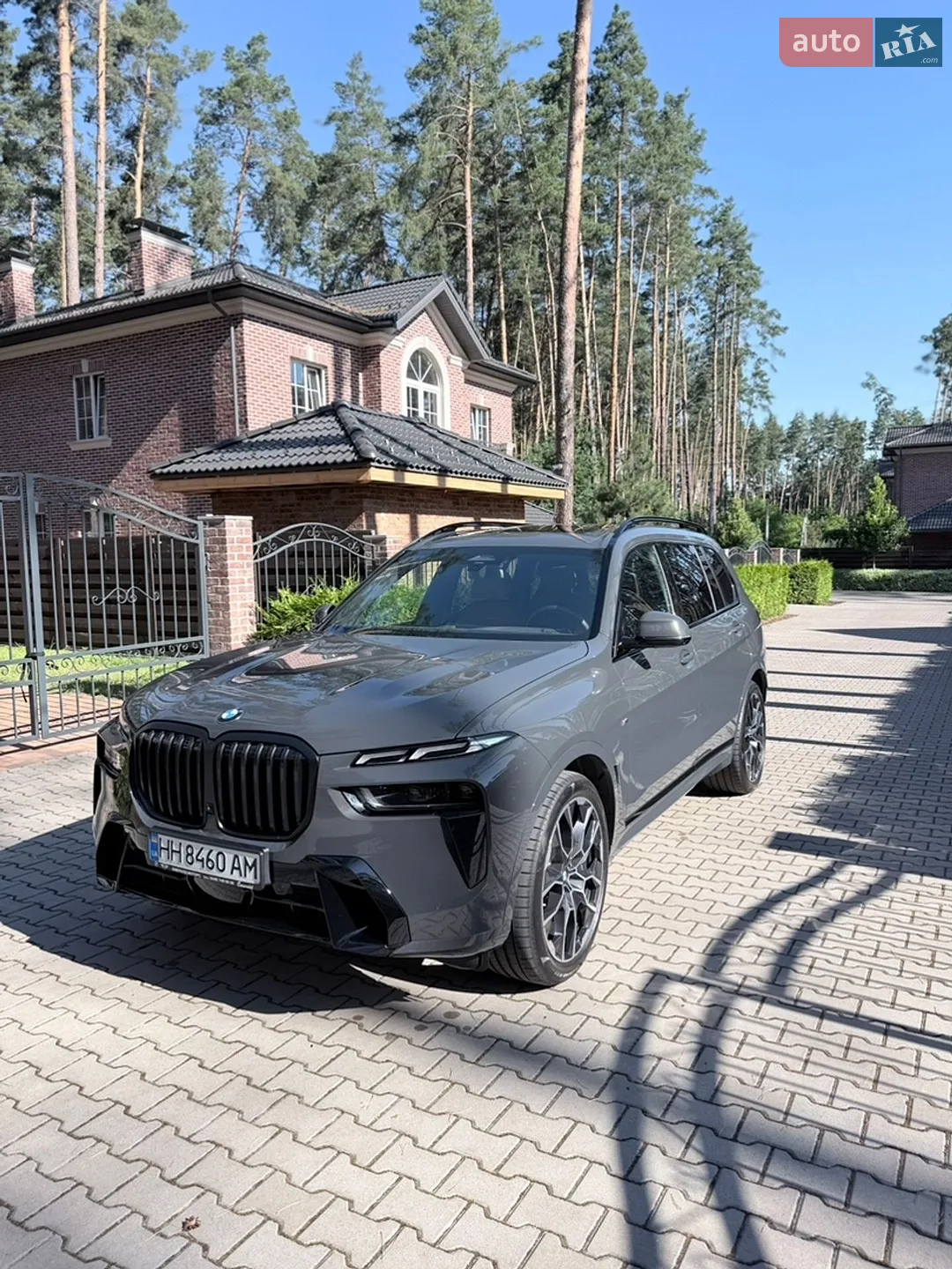2025 BMW X7 - фото 1