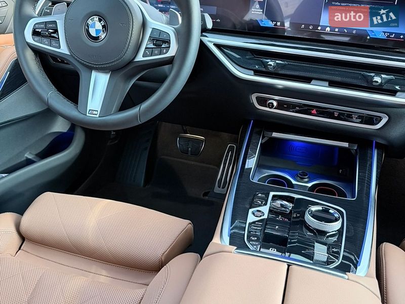 Внедорожник / Кроссовер BMW X7 2025 в Киеве