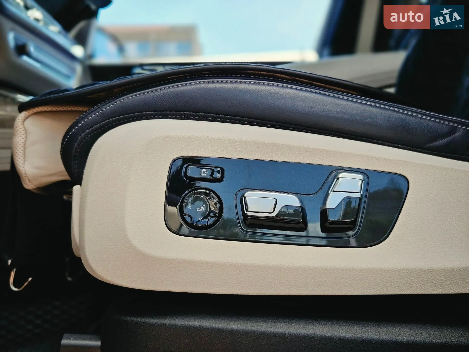 2019 BMW X7 - мініатюра 16