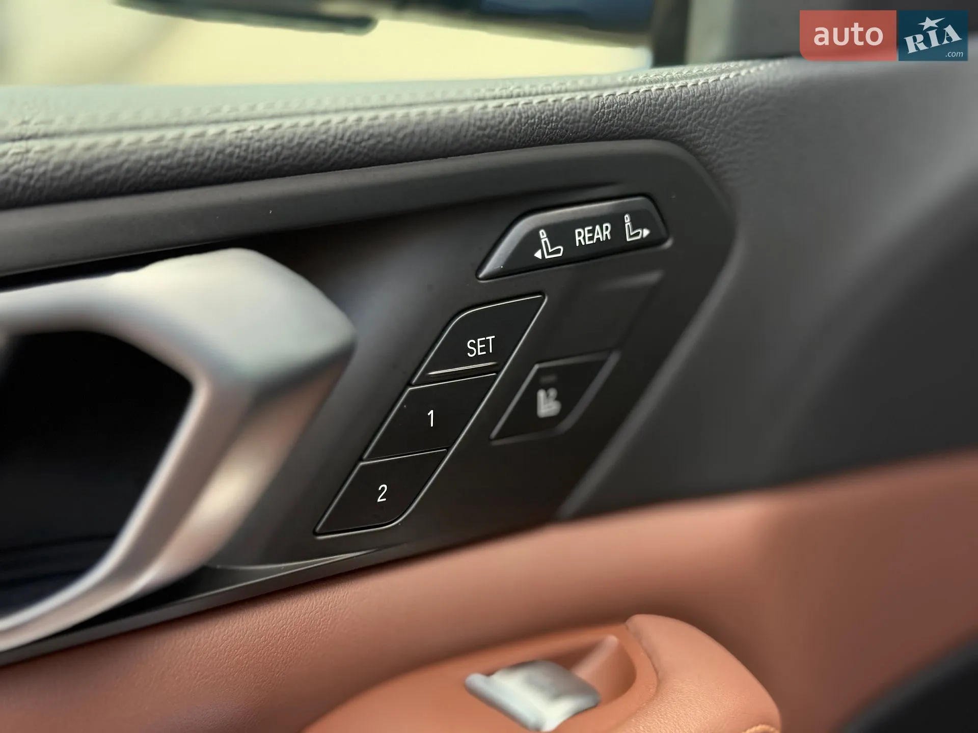 2021 BMW X7 - мініатюра 18