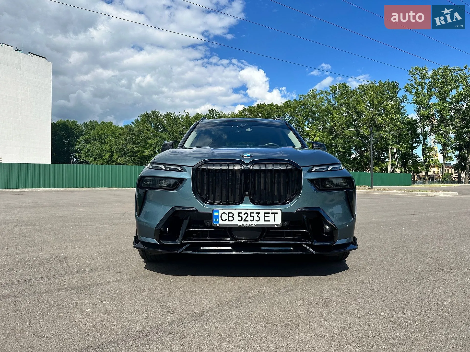 BMW BMW X7 2023 VIN 5UX23EM03R9S26340 фото оголошення 2 з 37
