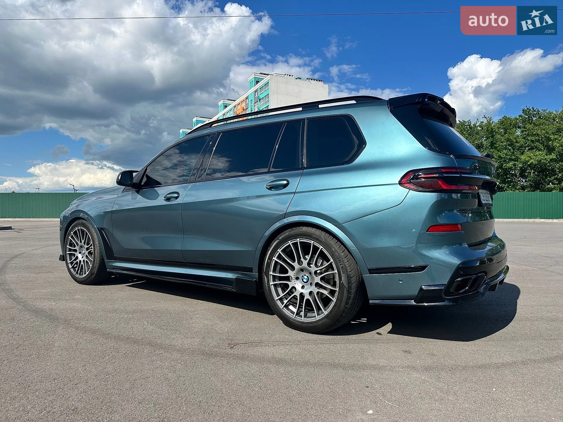 BMW BMW X7 2023 VIN 5UX23EM03R9S26340 фото оголошення 14 з 37