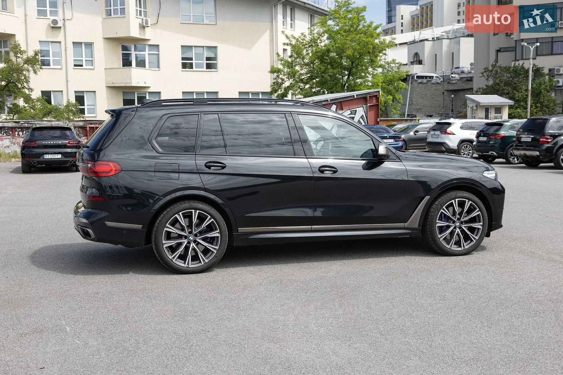 2020 BMW X7 - мініатюра 14