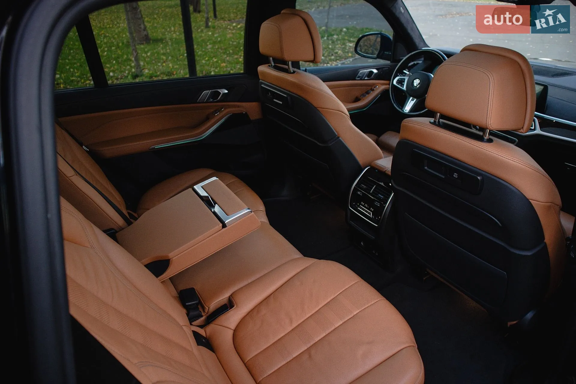 2021 BMW X7 - мініатюра 48