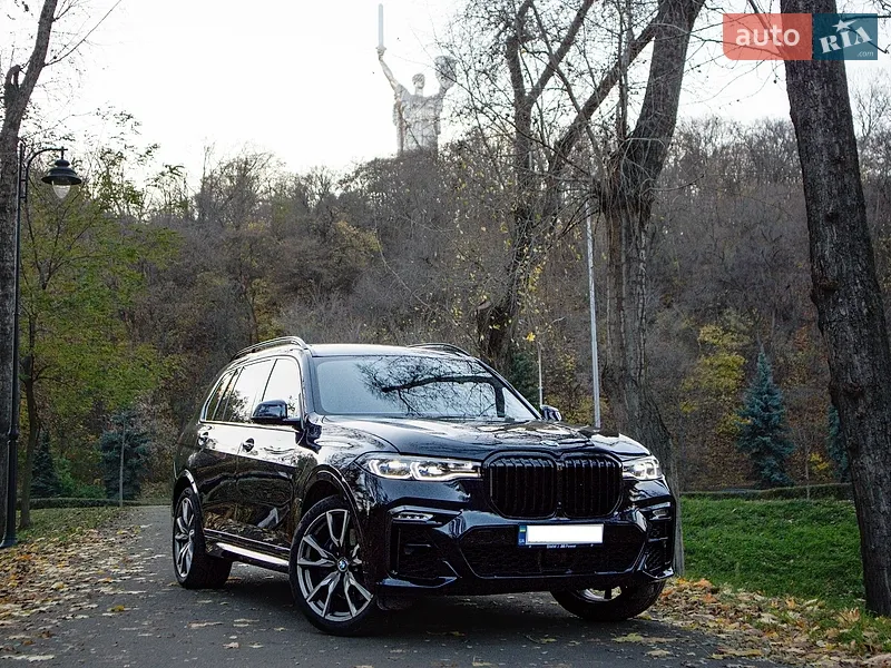 BMW X7 2021