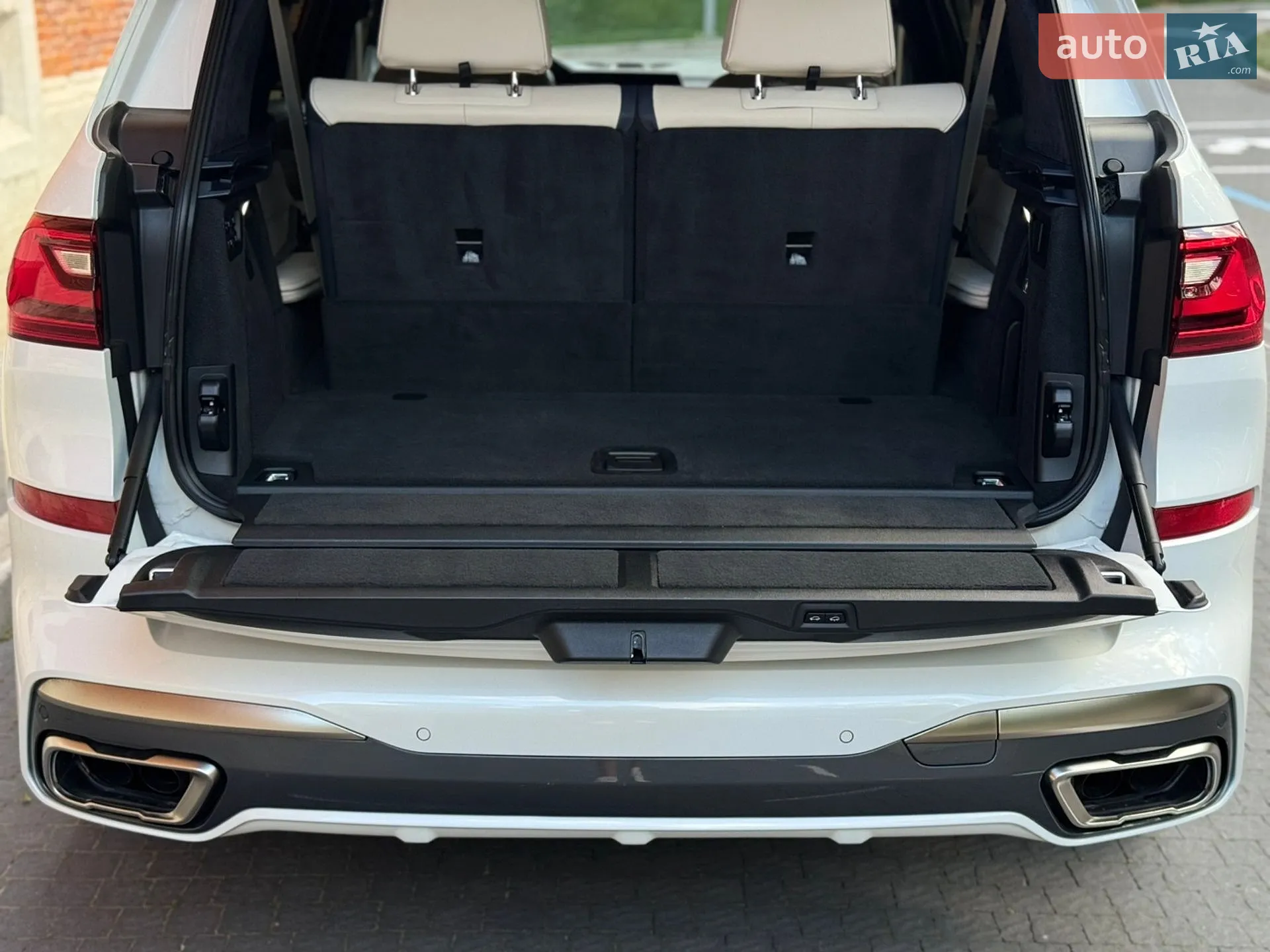2021 BMW X7 - мініатюра 22