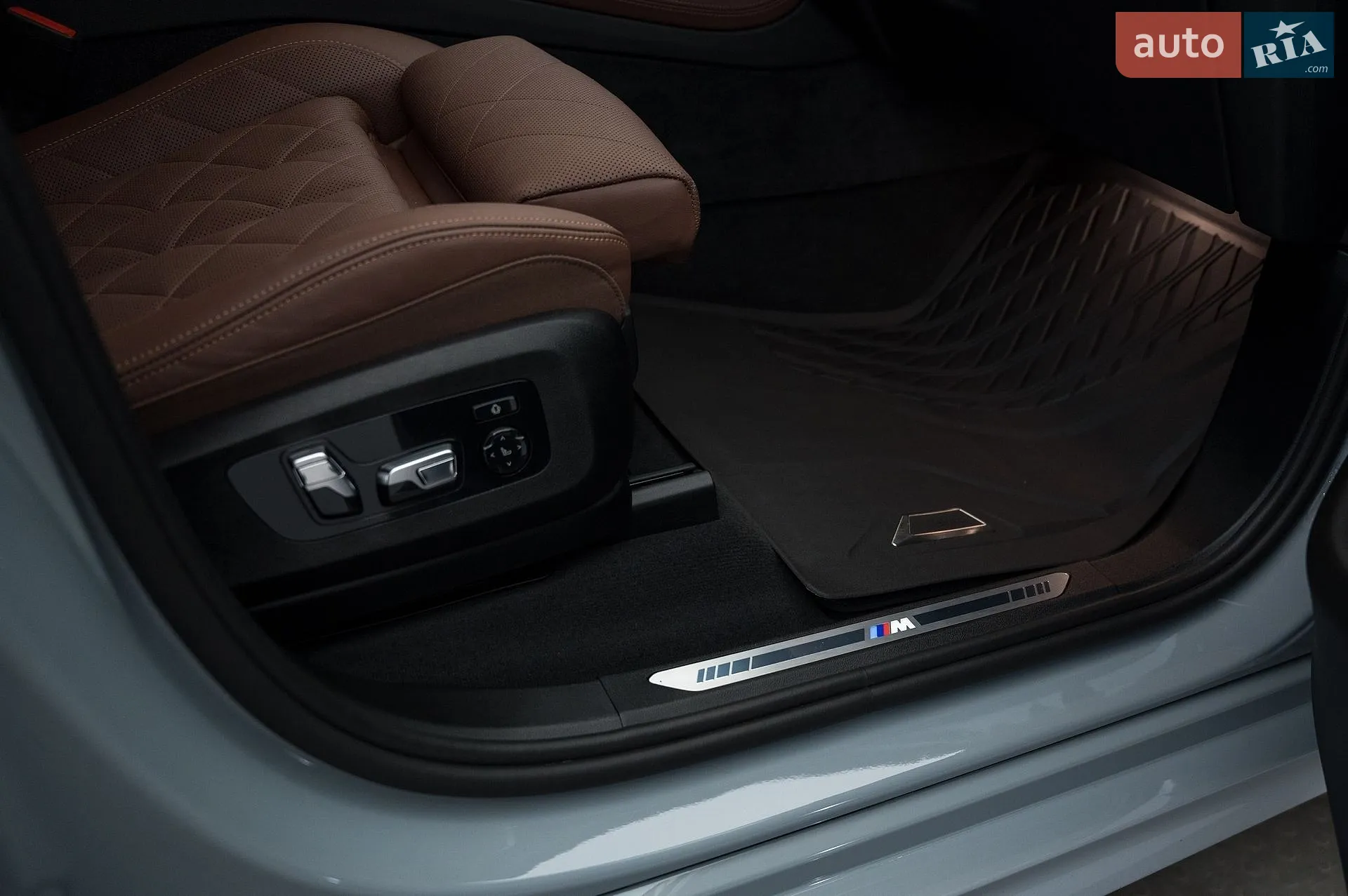 2024 BMW X7 - мініатюра 42
