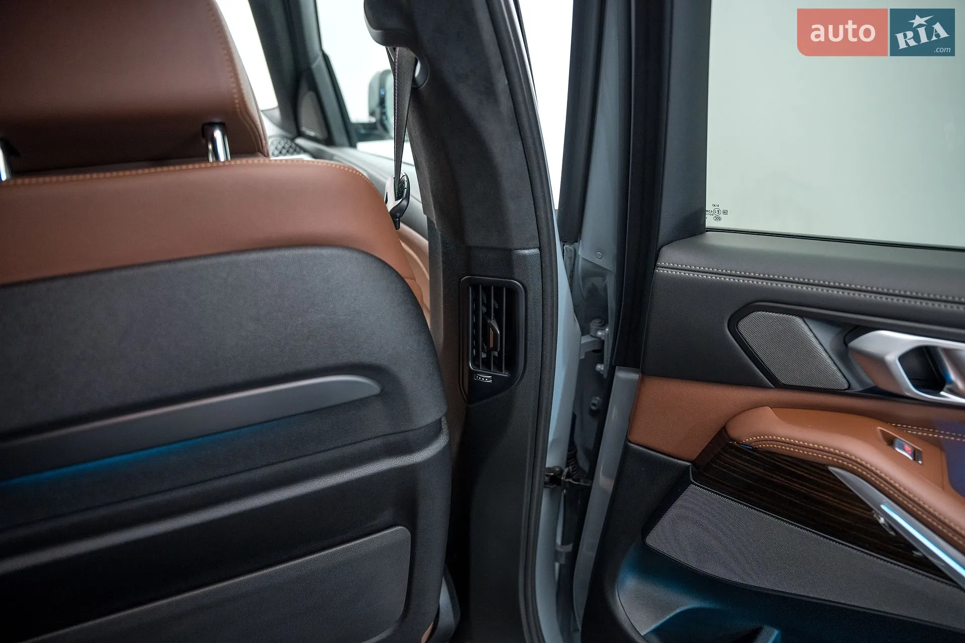 2024 BMW X7 - мініатюра 54