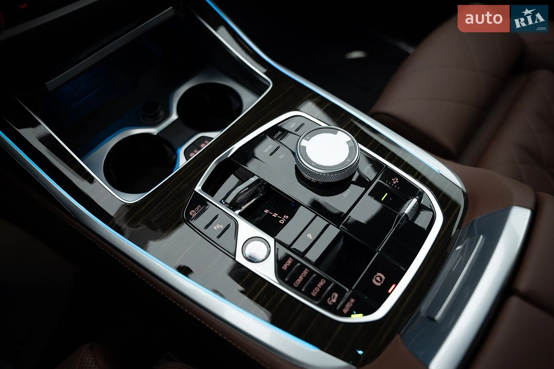 2024 BMW X7 - мініатюра 26
