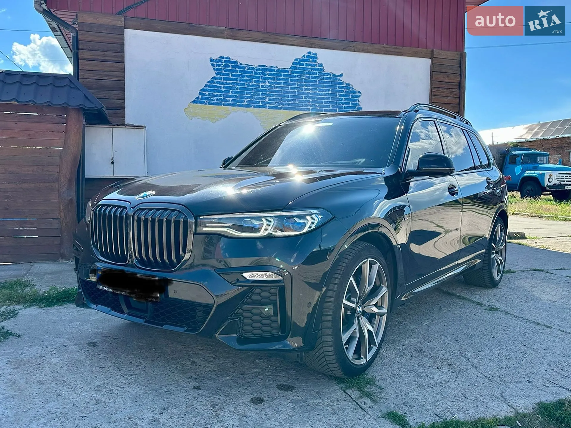 2022 BMW X7 - фото 1
