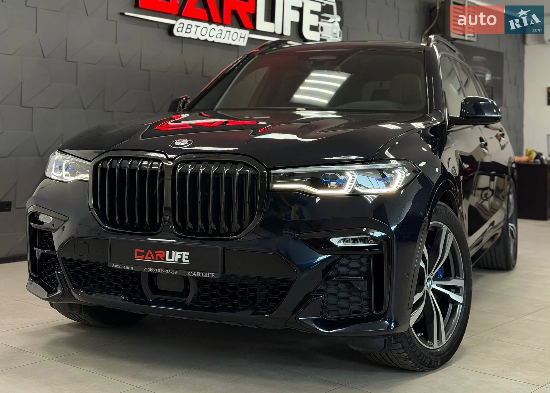 2021 BMW X7 - мініатюра 3