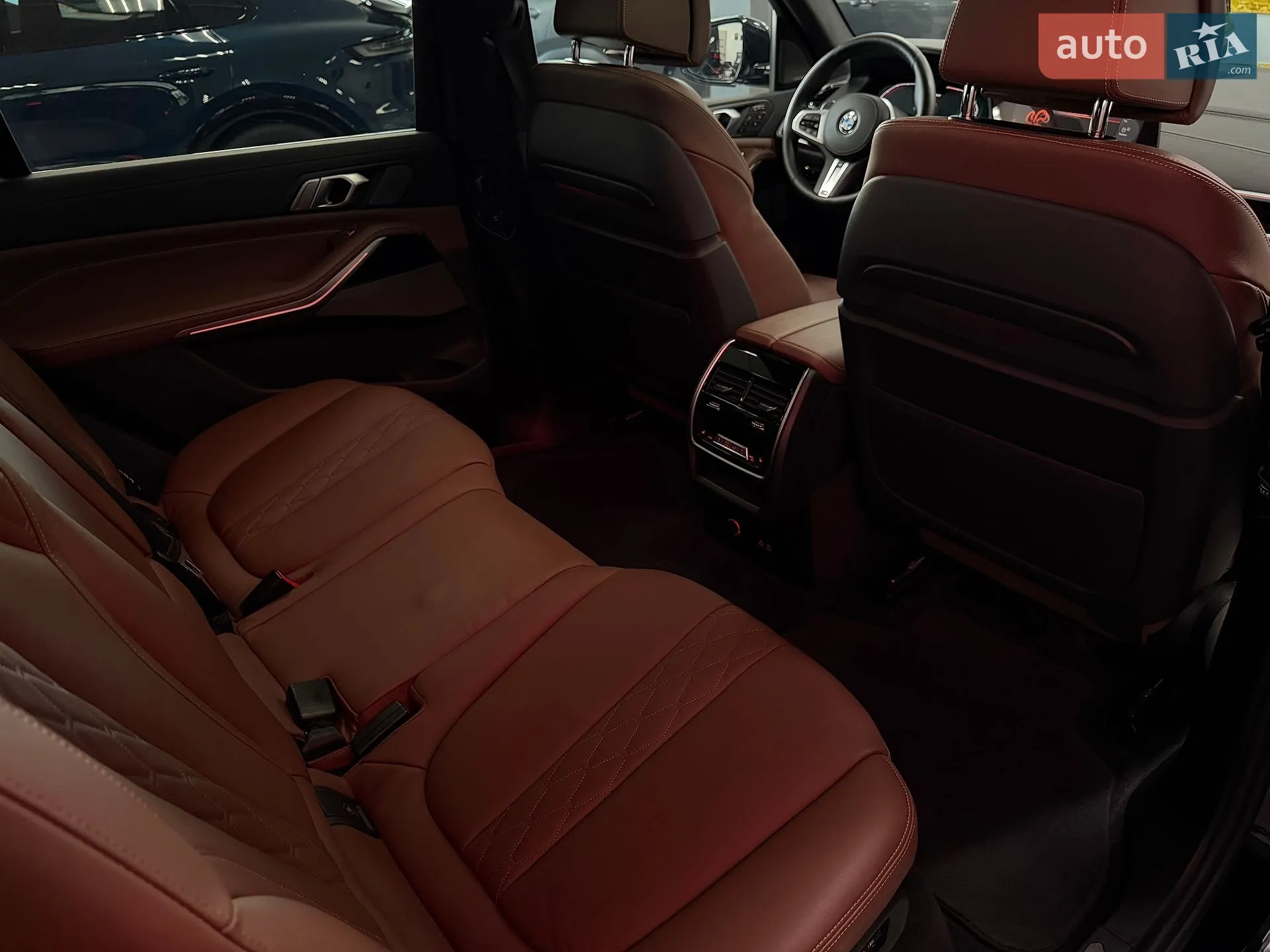 2021 BMW X7 - мініатюра 63