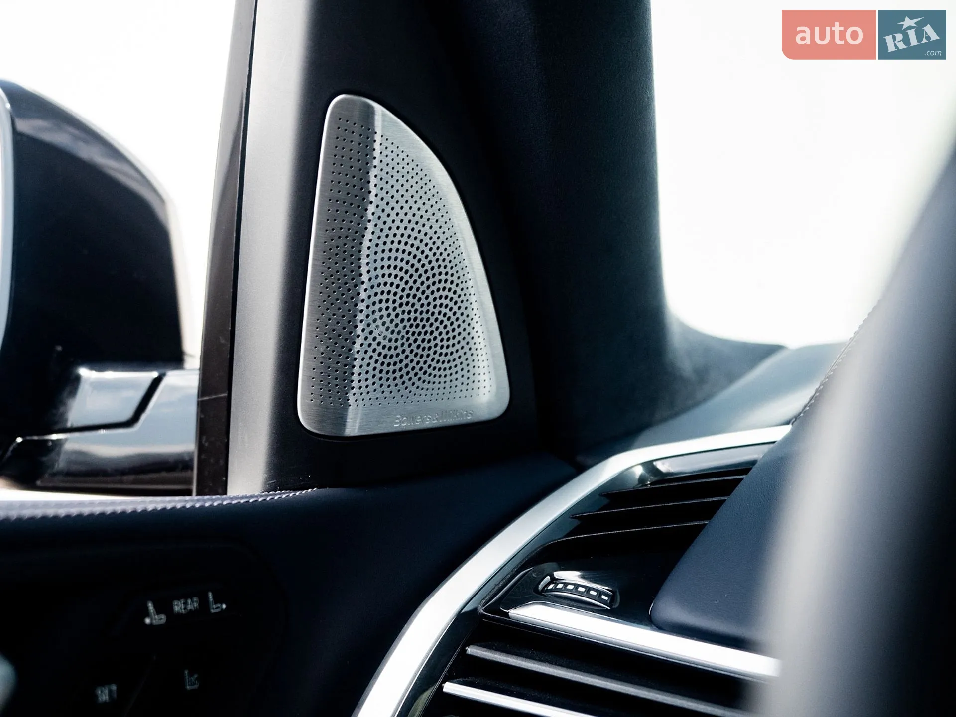 2019 BMW X7 - мініатюра 46