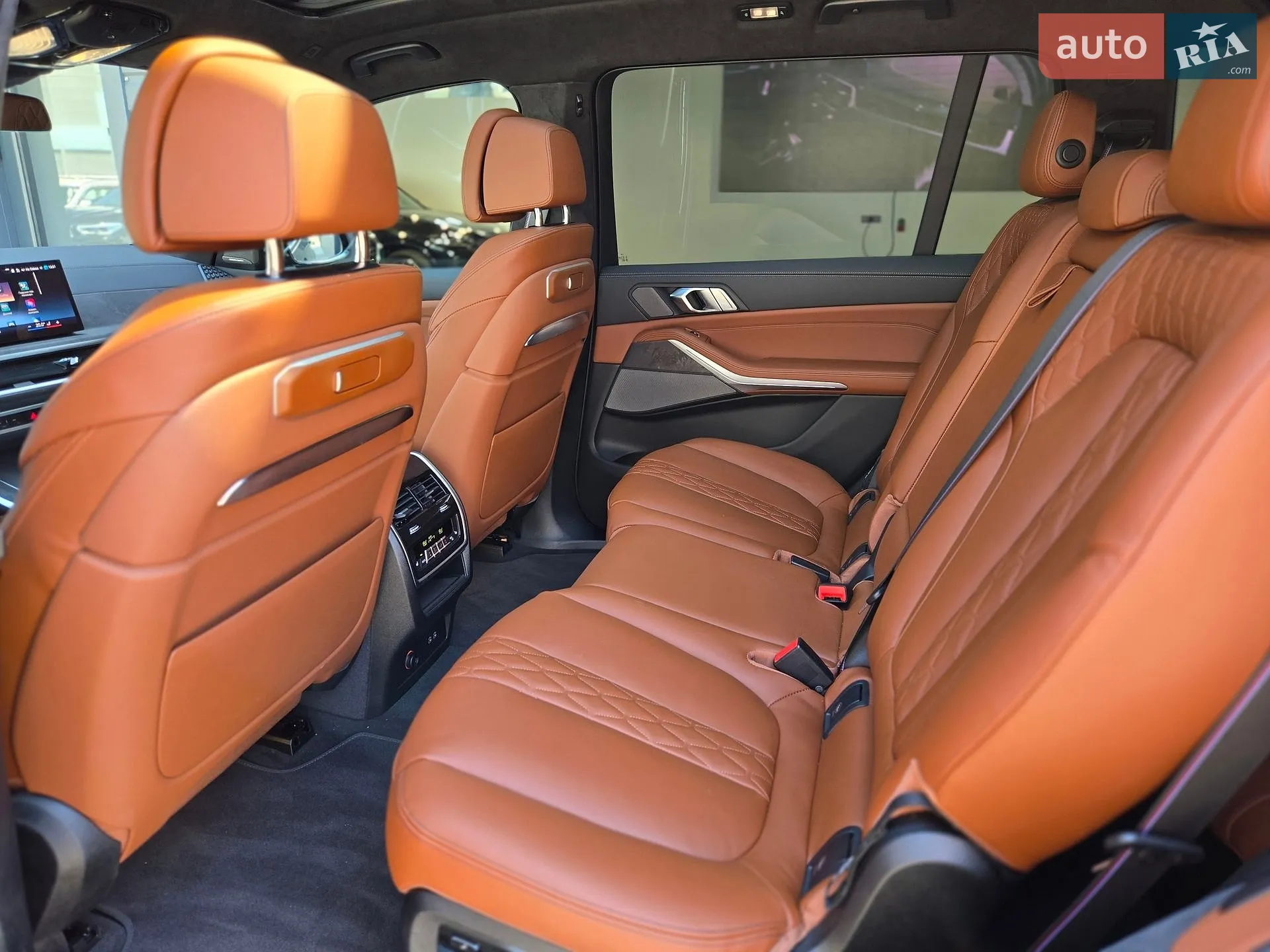 2025 BMW X7 - мініатюра 9