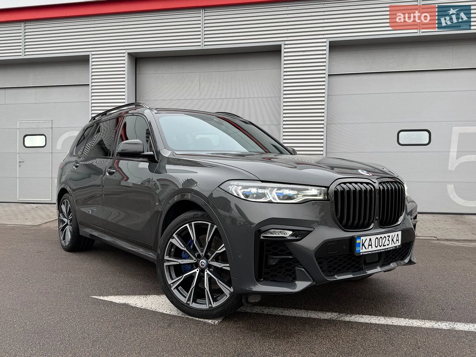 2022 BMW X7 - фото 1