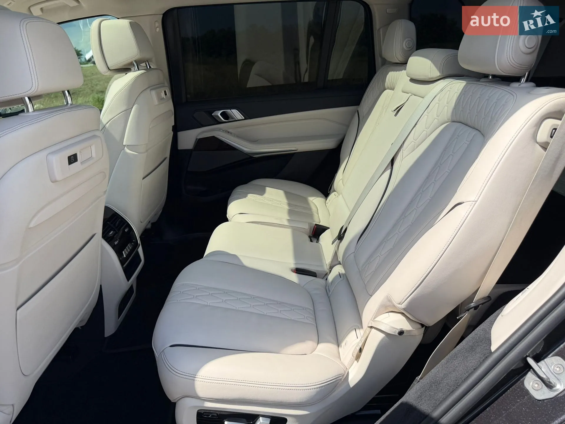 2020 BMW X7 - мініатюра 33