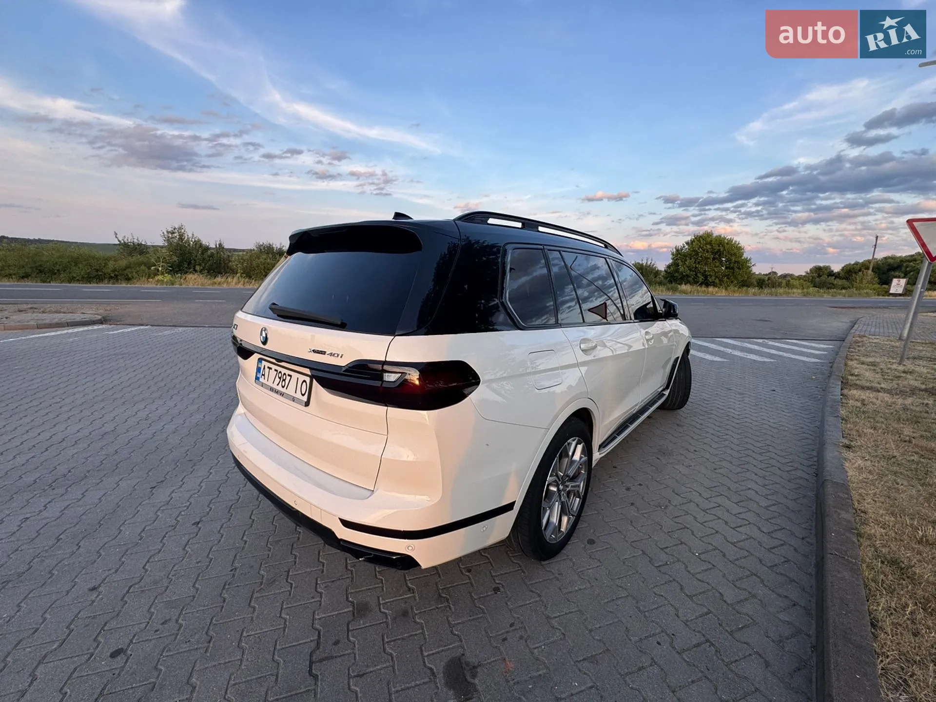 2021 BMW X7 - мініатюра 14