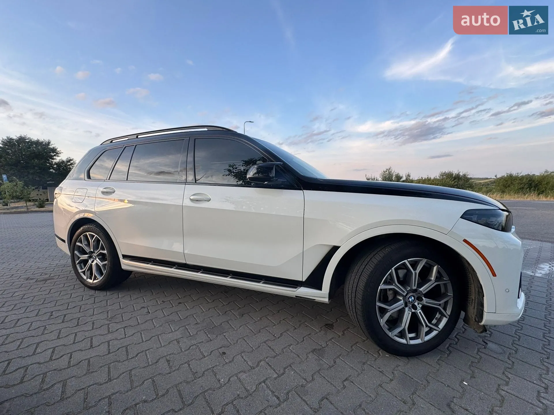 2021 BMW X7 - мініатюра 17