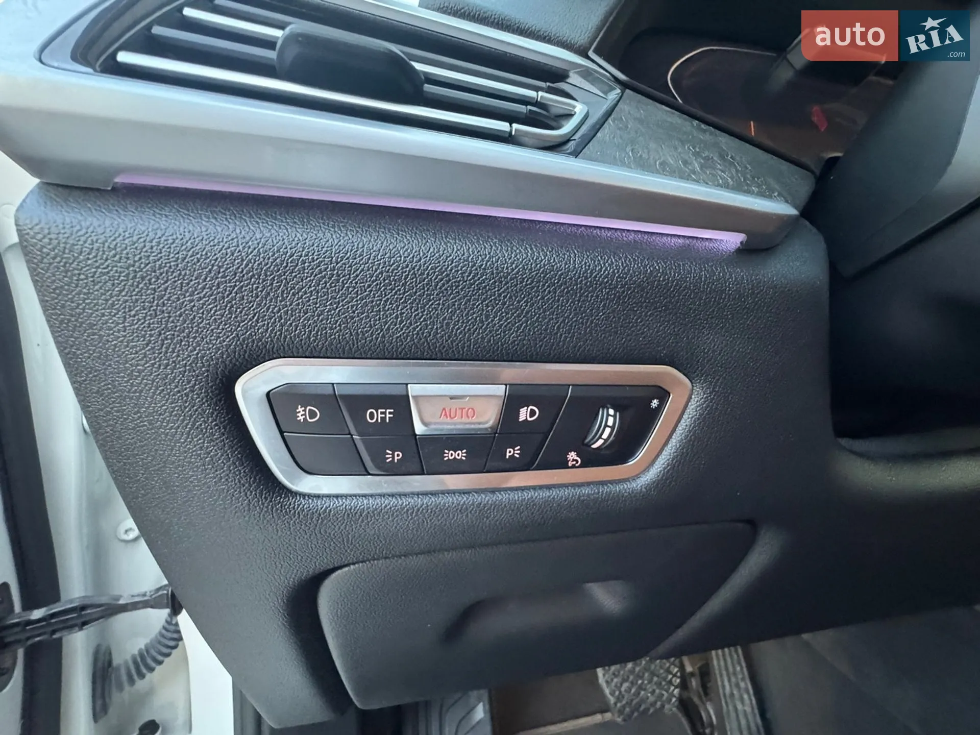 2021 BMW X7 - мініатюра 21