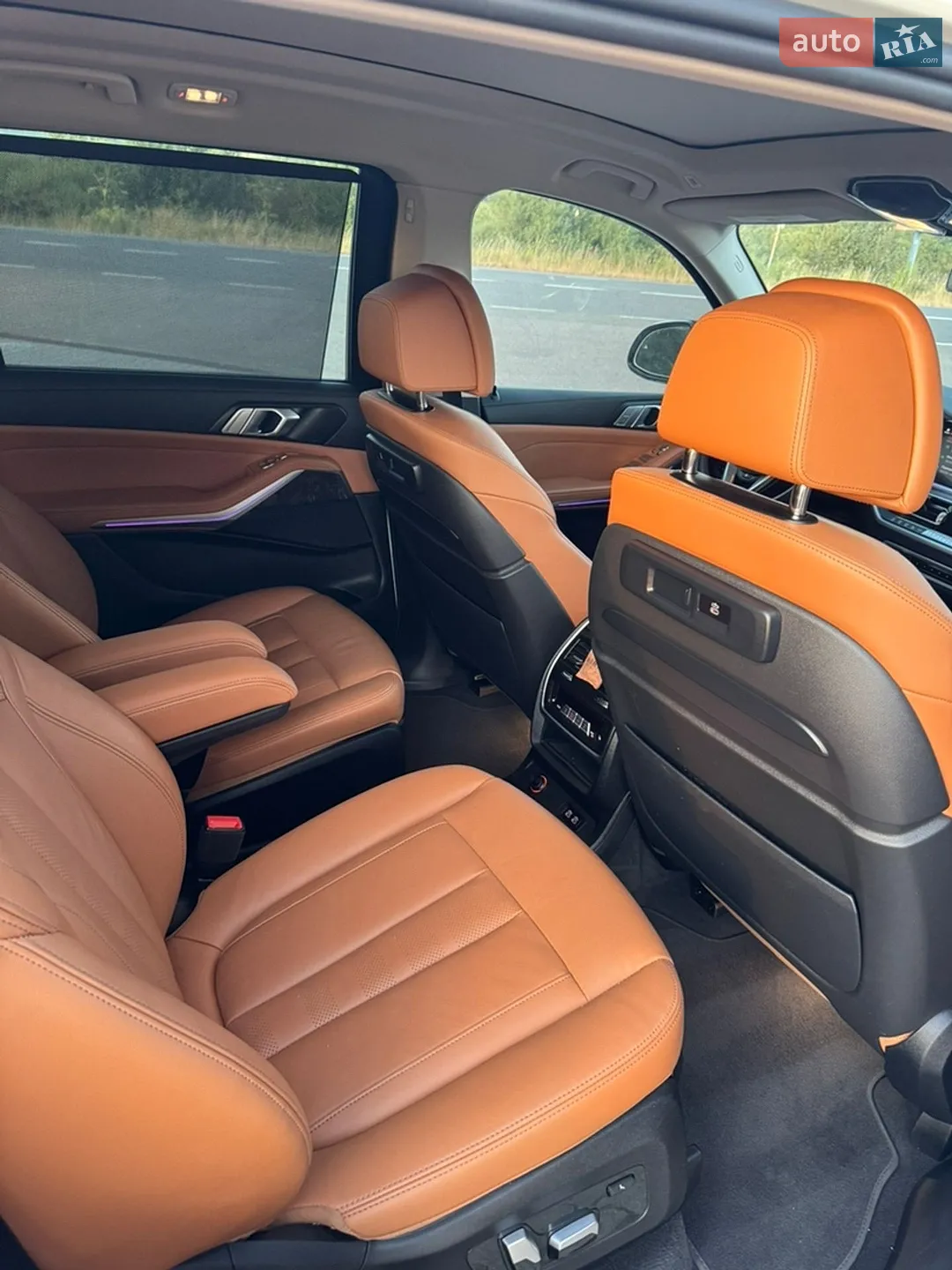 2021 BMW X7 - мініатюра 47