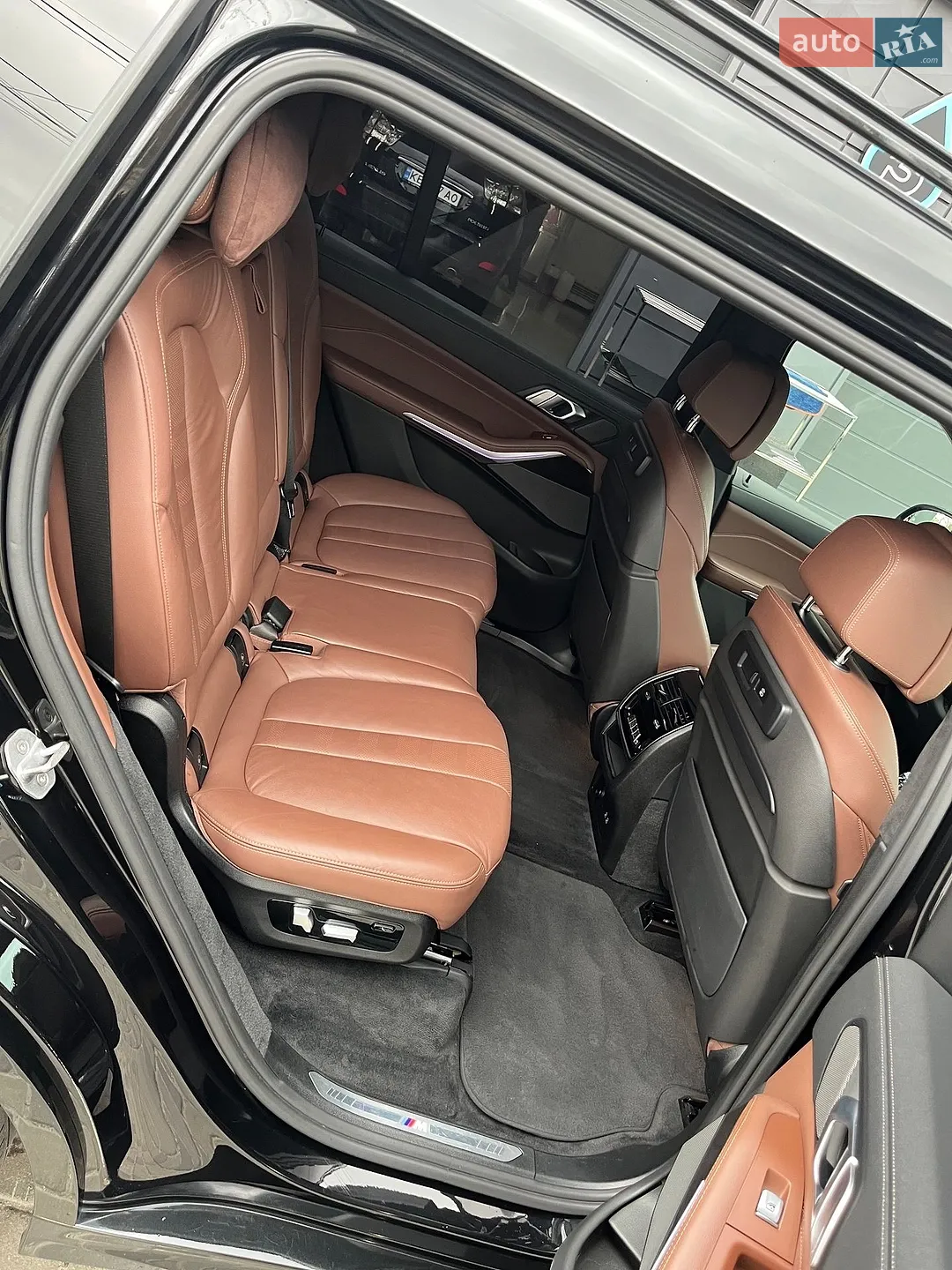2019 BMW X7 - мініатюра 17