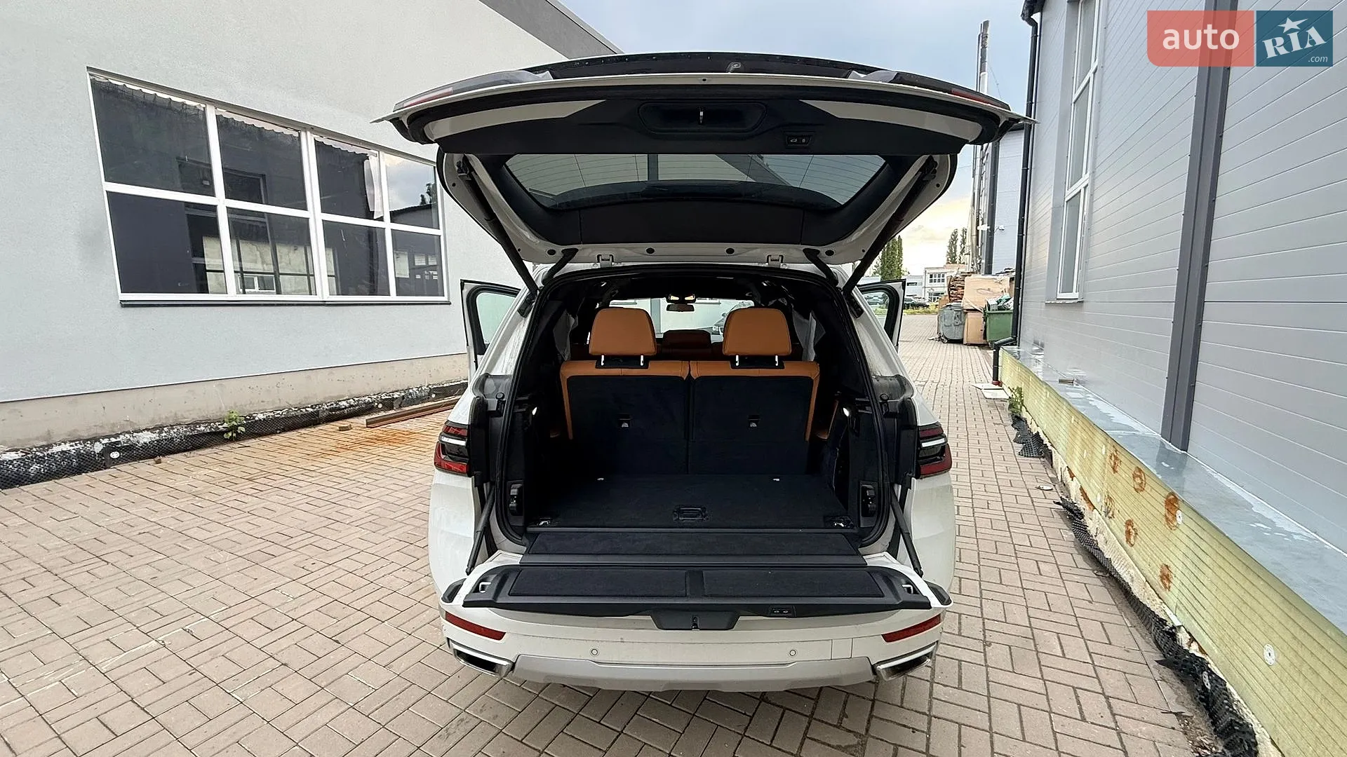 2024 BMW X7 - мініатюра 20