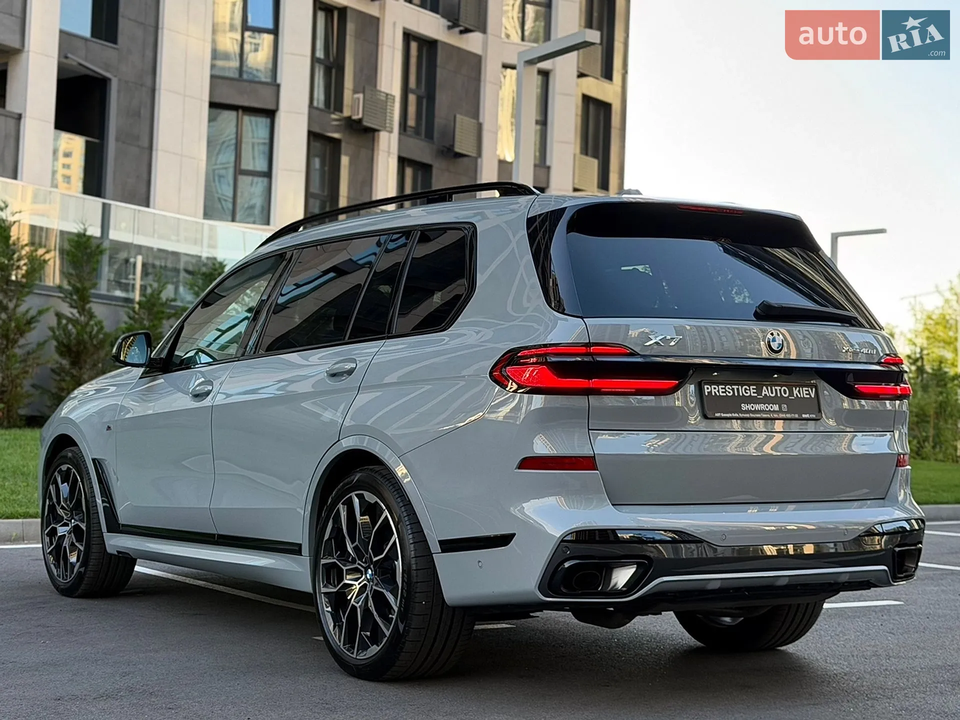 2025 BMW X7 - мініатюра 25
