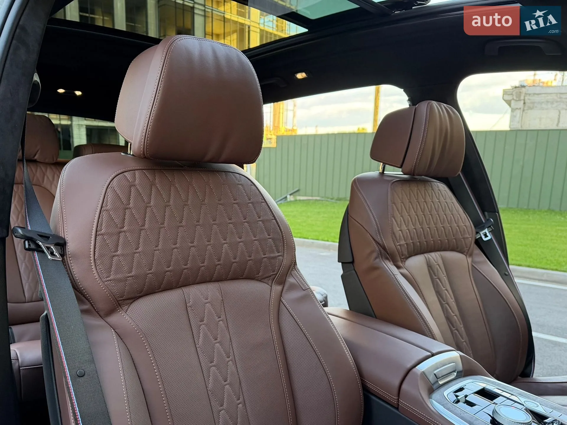 2025 BMW X7 - мініатюра 46
