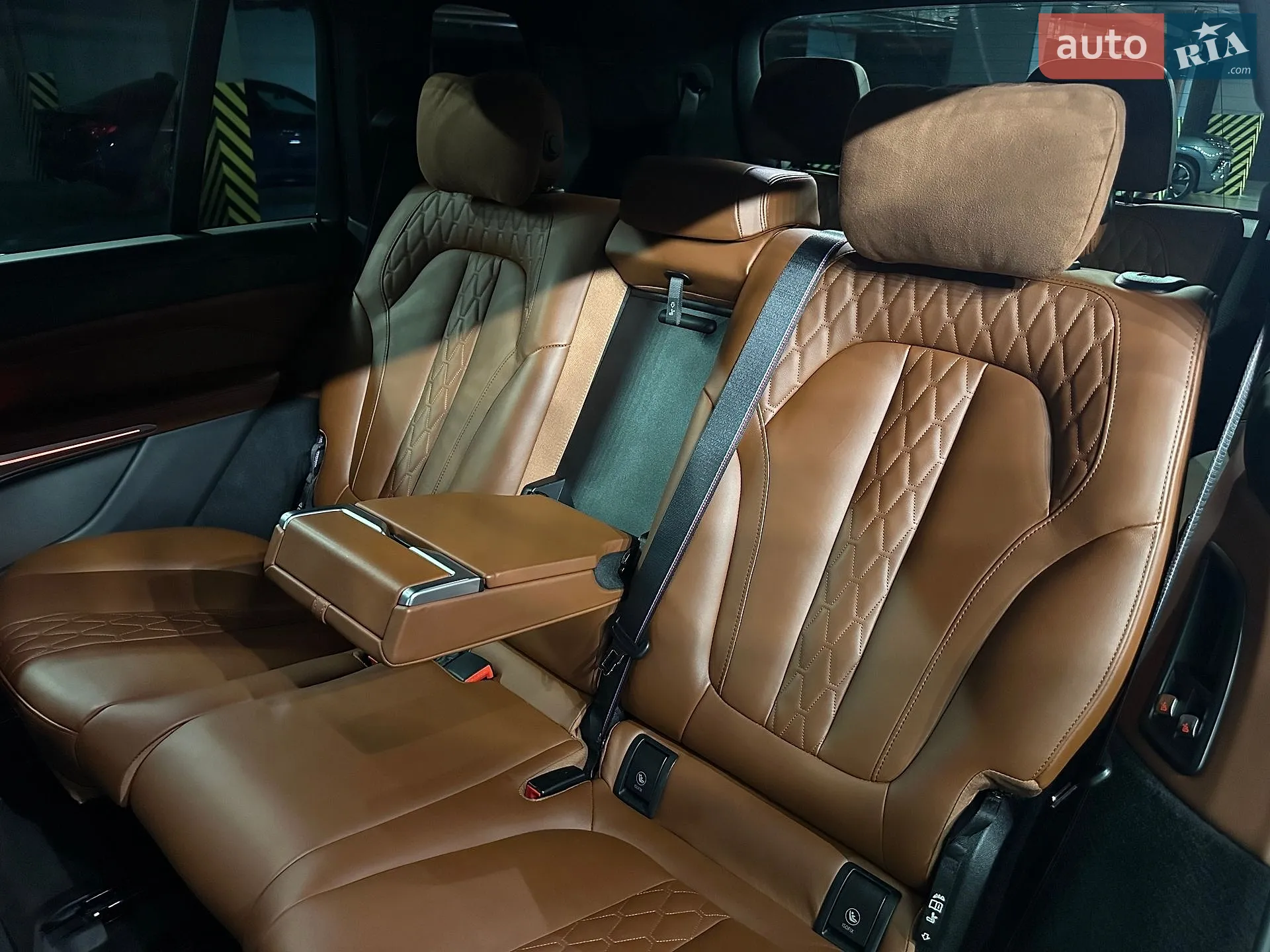 2022 BMW X7 - мініатюра 23