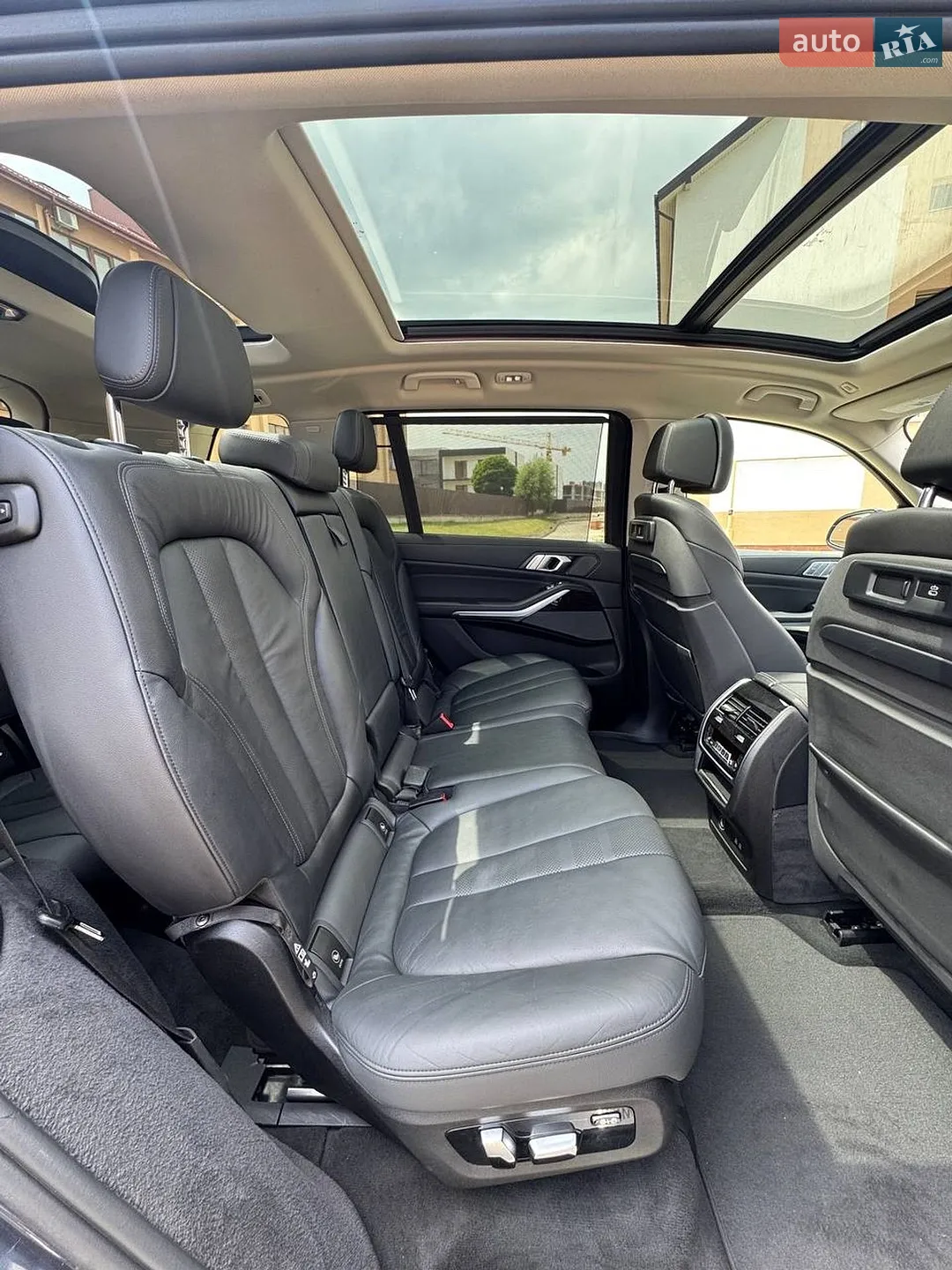 2019 BMW X7 - мініатюра 10
