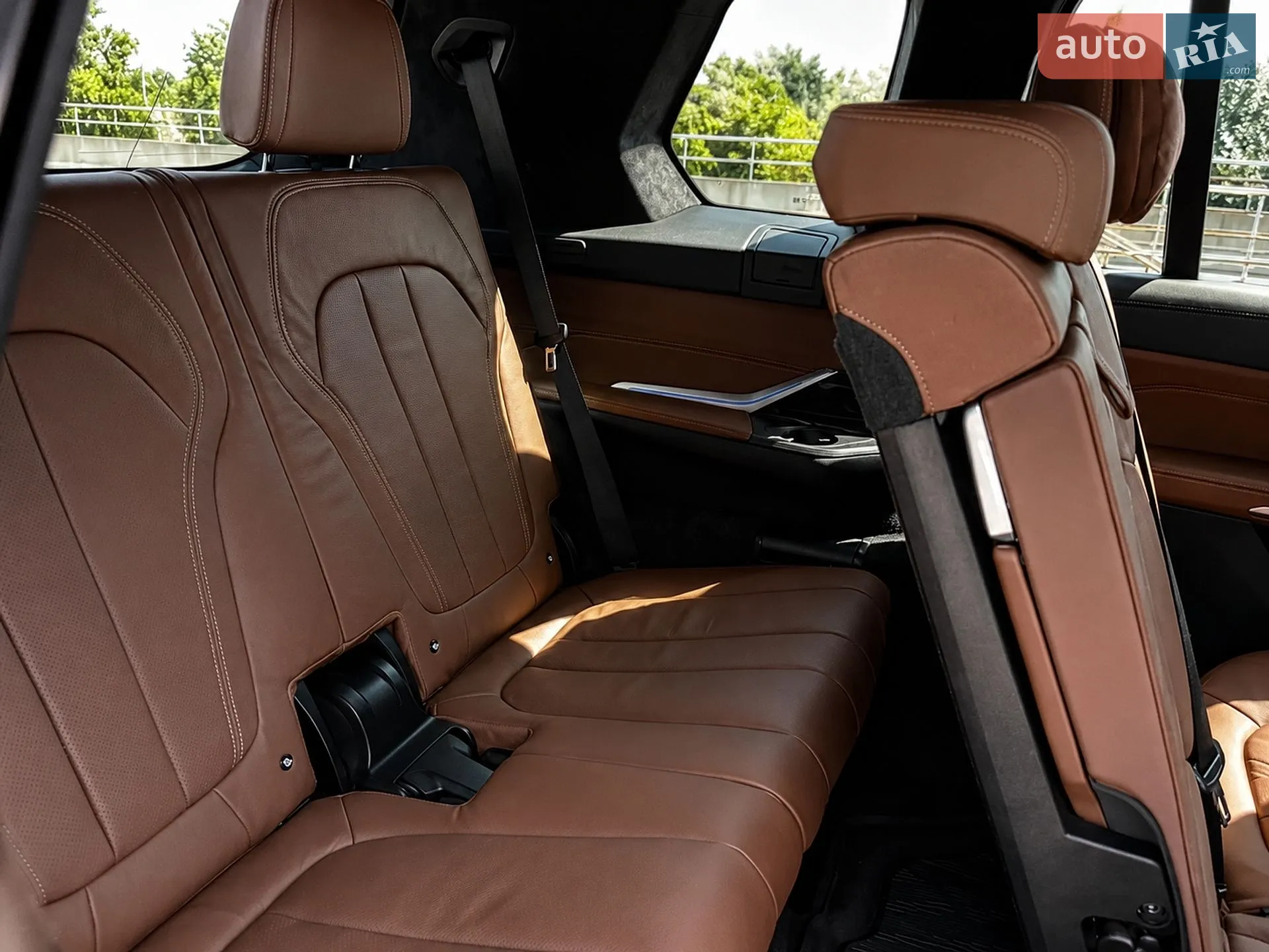 2020 BMW X7 - мініатюра 10