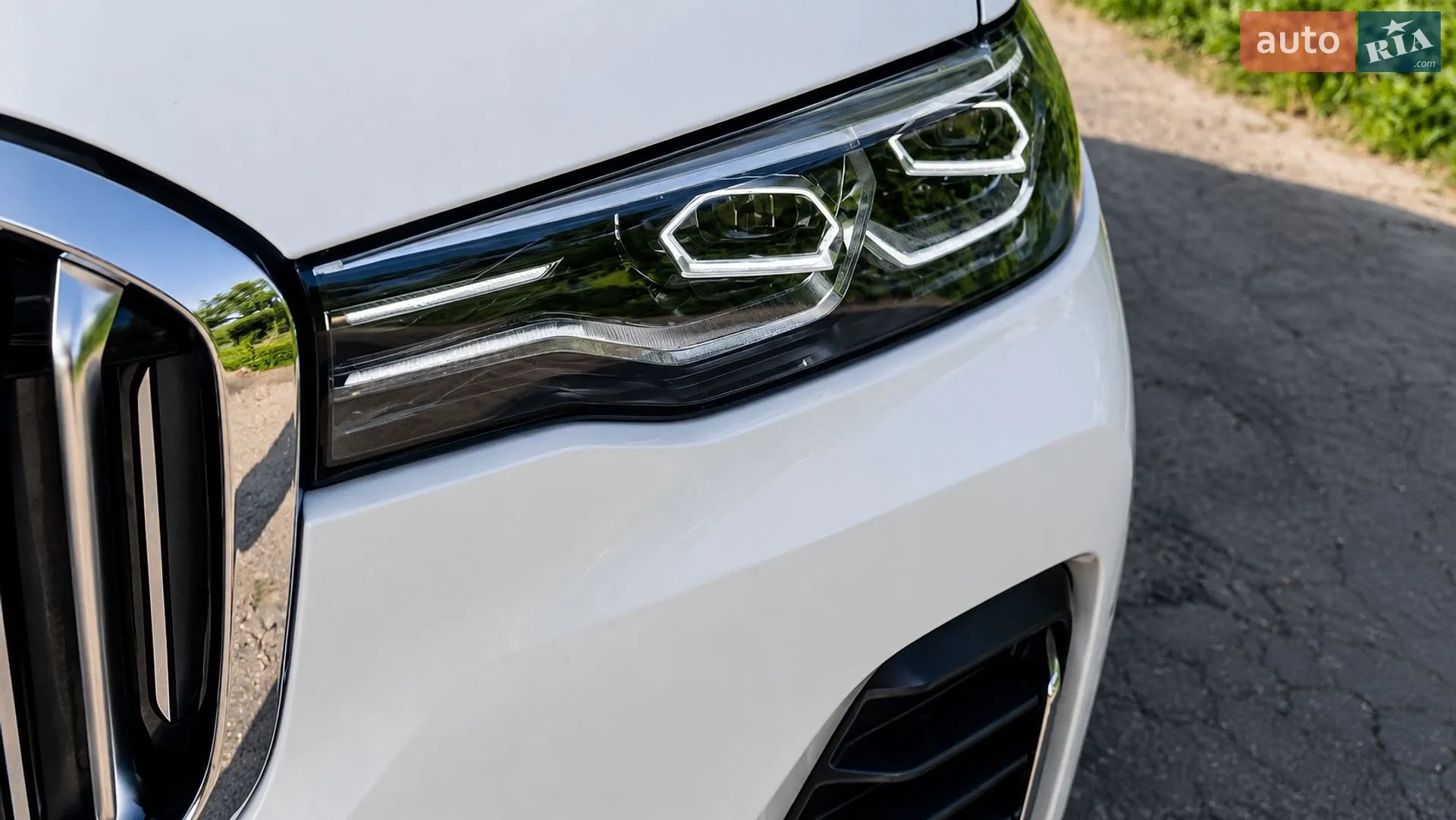 2020 BMW X7 - мініатюра 12