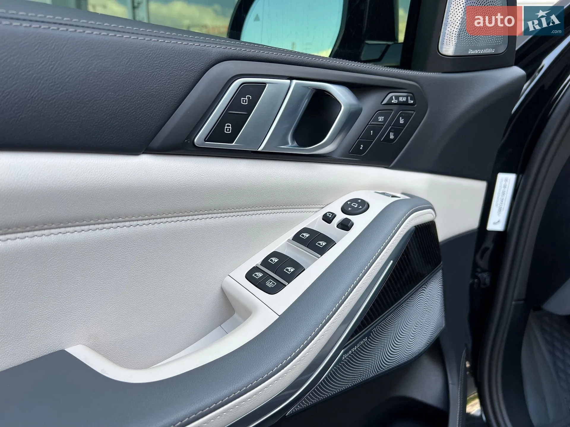 2025 BMW X7 - мініатюра 23