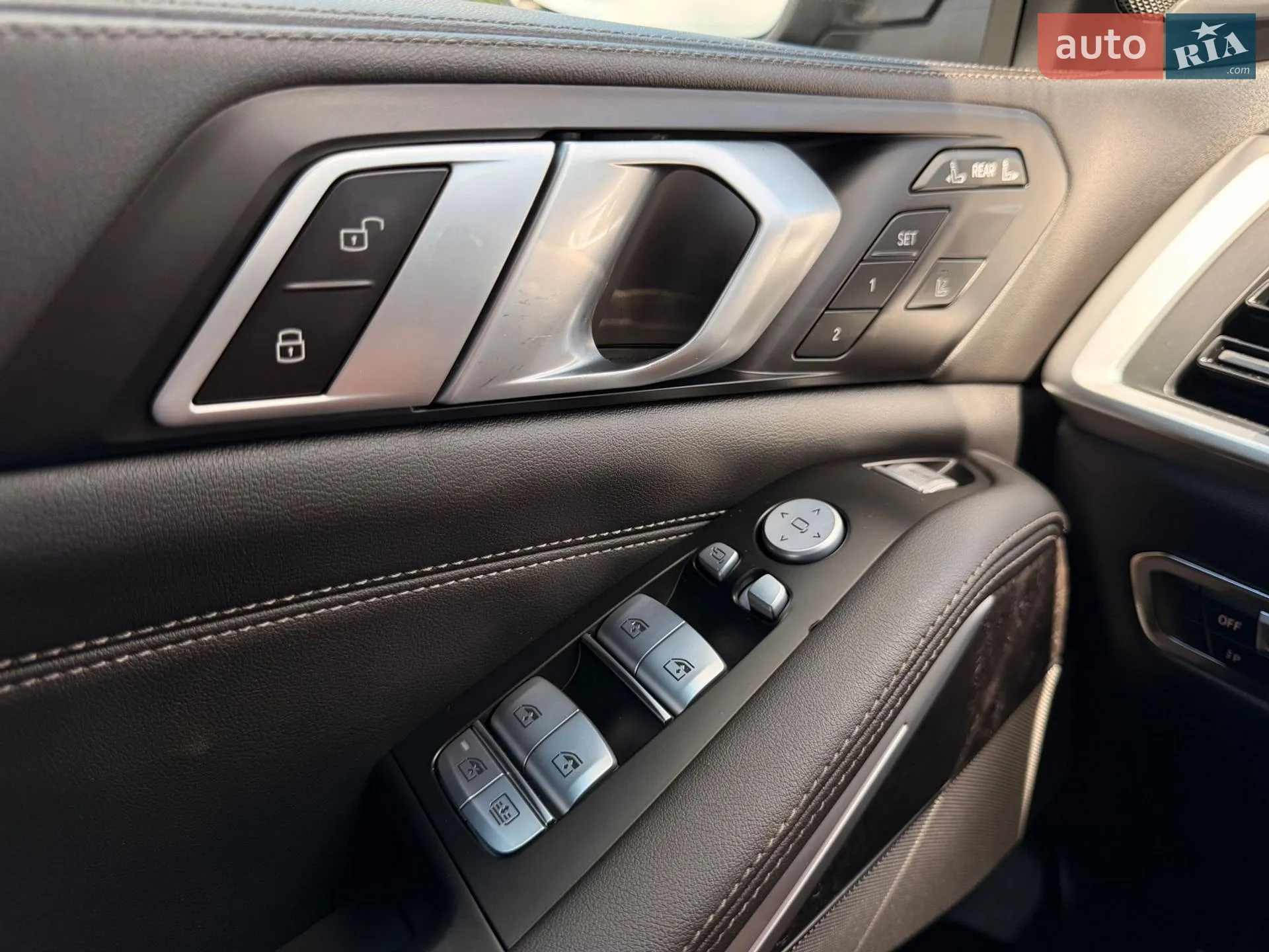 2022 BMW X7 - мініатюра 36