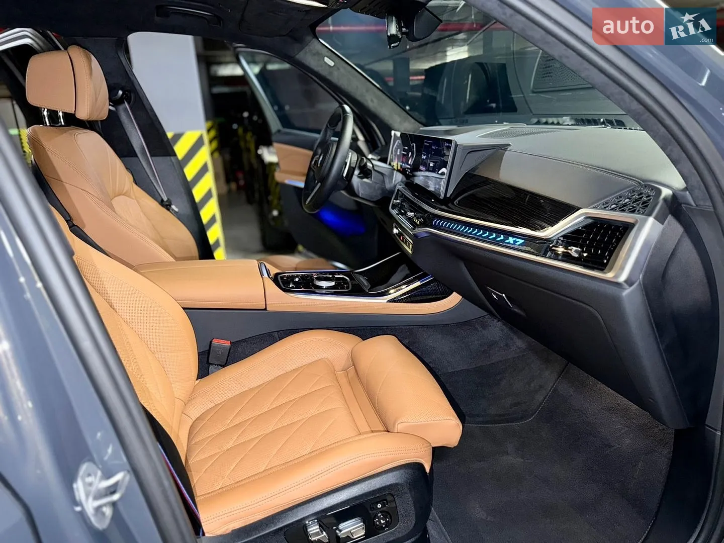 2025 BMW X7 - мініатюра 42