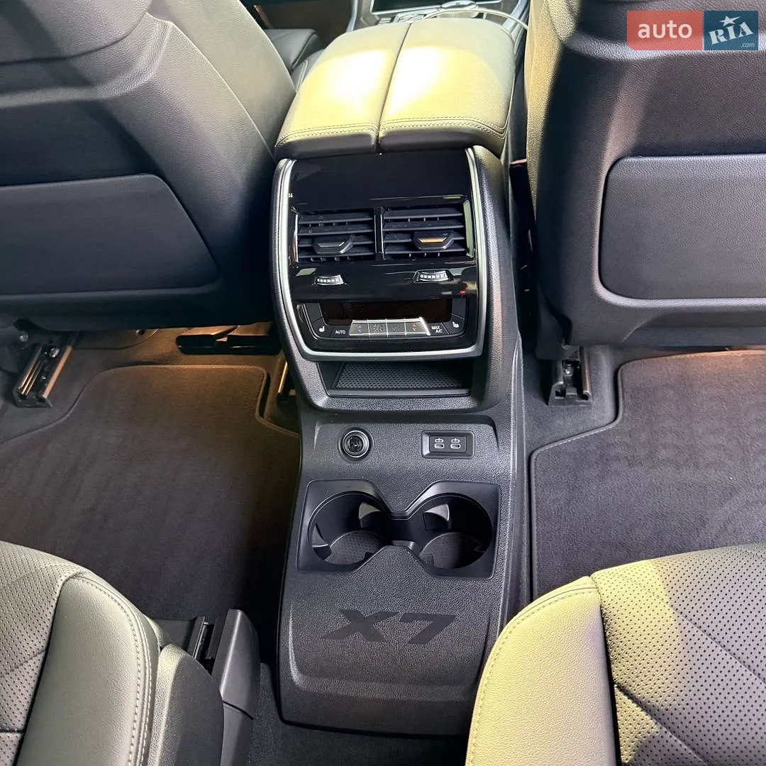 2023 BMW X7 - мініатюра 13