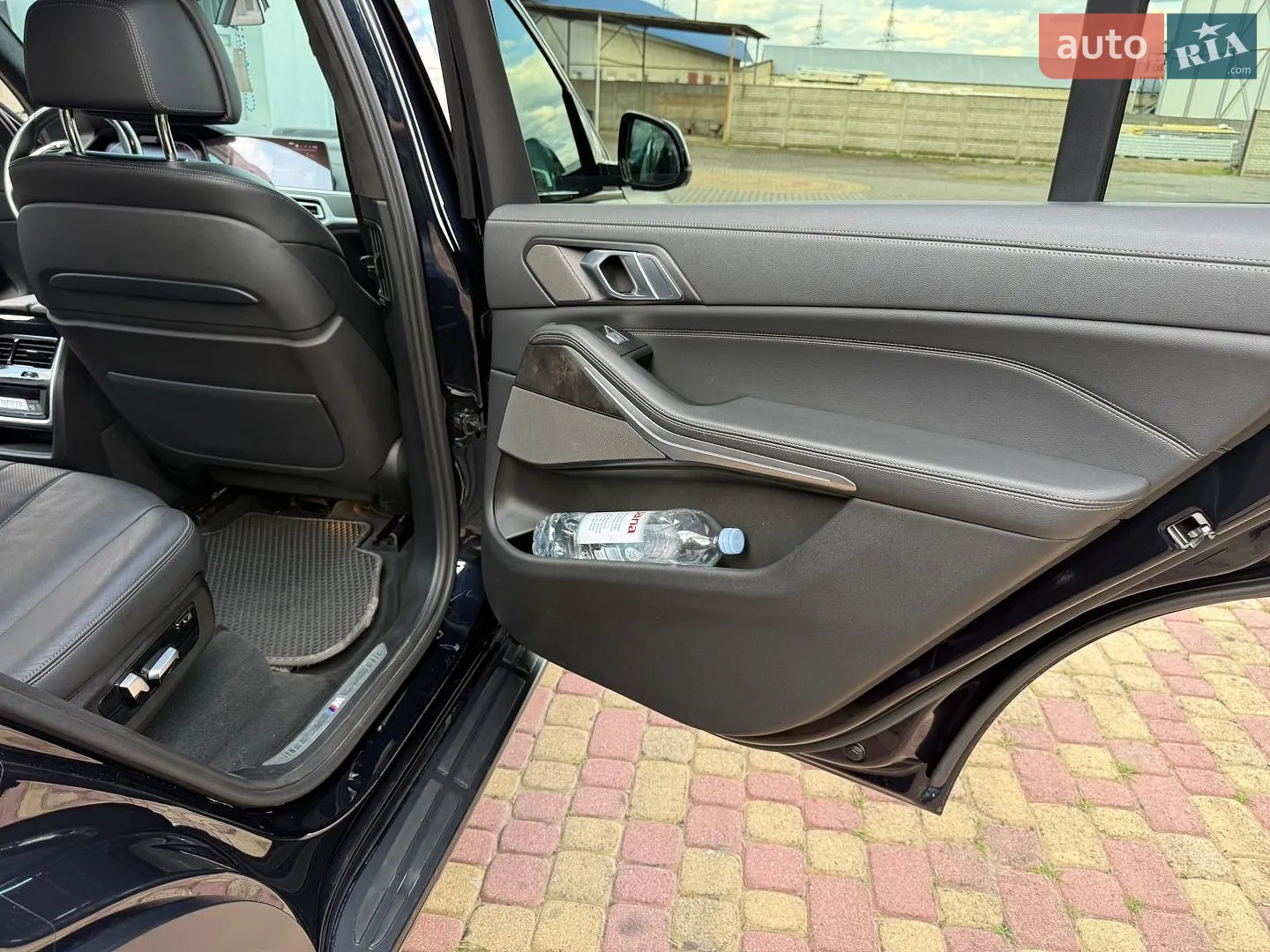 2020 BMW X7 - мініатюра 20