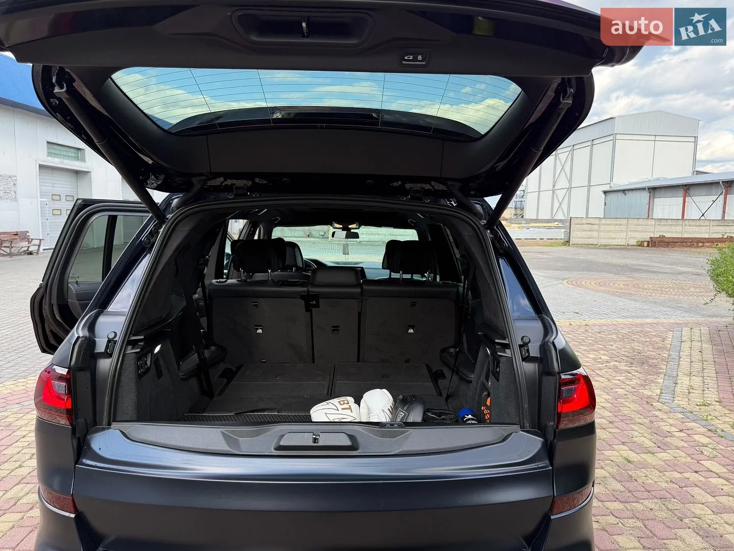 2020 BMW X7 - мініатюра 24