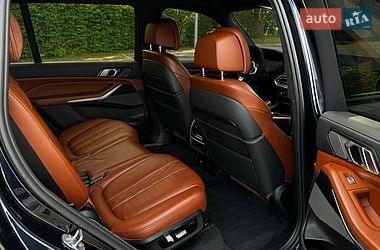 Внедорожник / Кроссовер BMW X7 2019 в Киеве