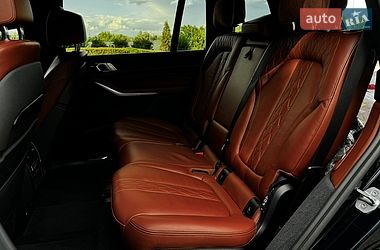 Внедорожник / Кроссовер BMW X7 2019 в Киеве