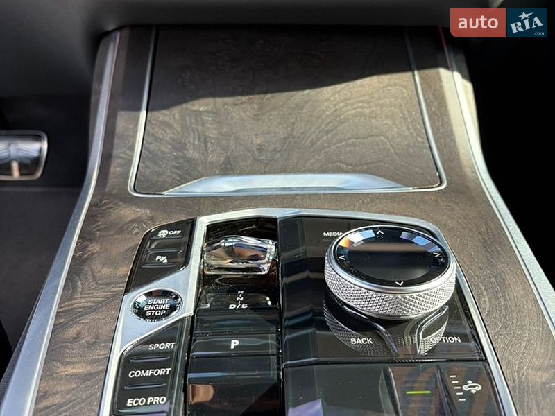 Внедорожник / Кроссовер BMW X7 2023 в Киеве
