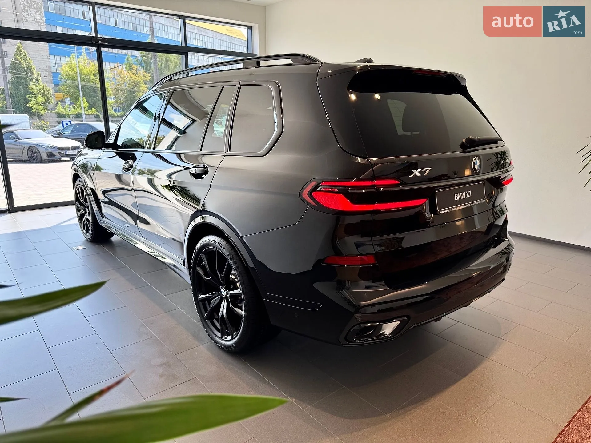 2025 BMW X7 - мініатюра 8