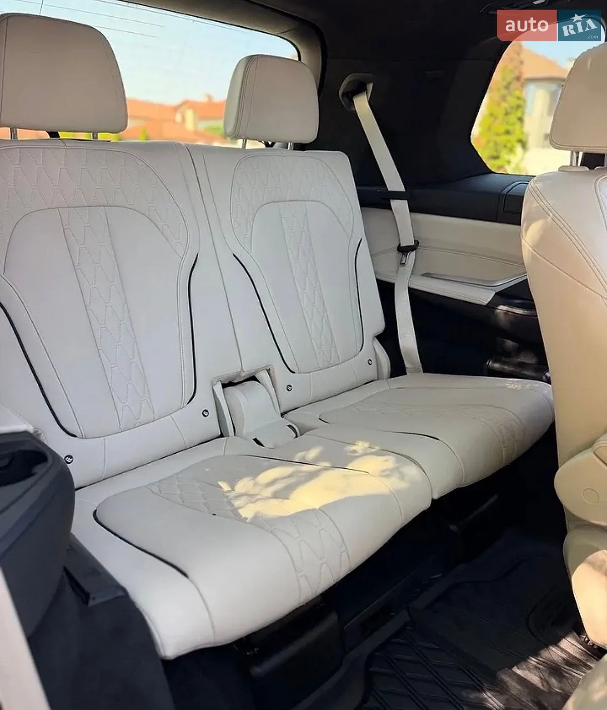 2022 BMW X7 - мініатюра 18