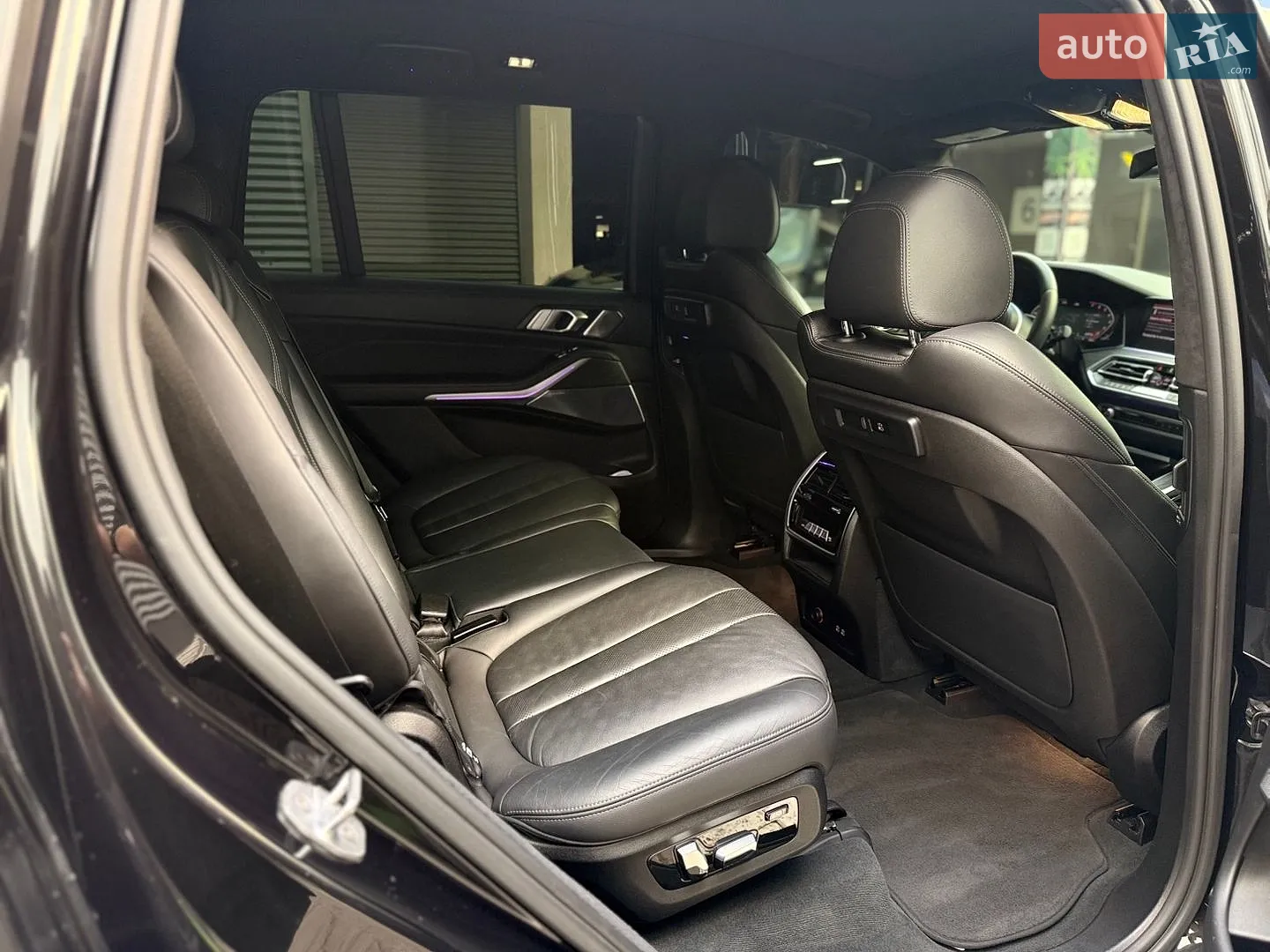 2019 BMW X7 - мініатюра 10