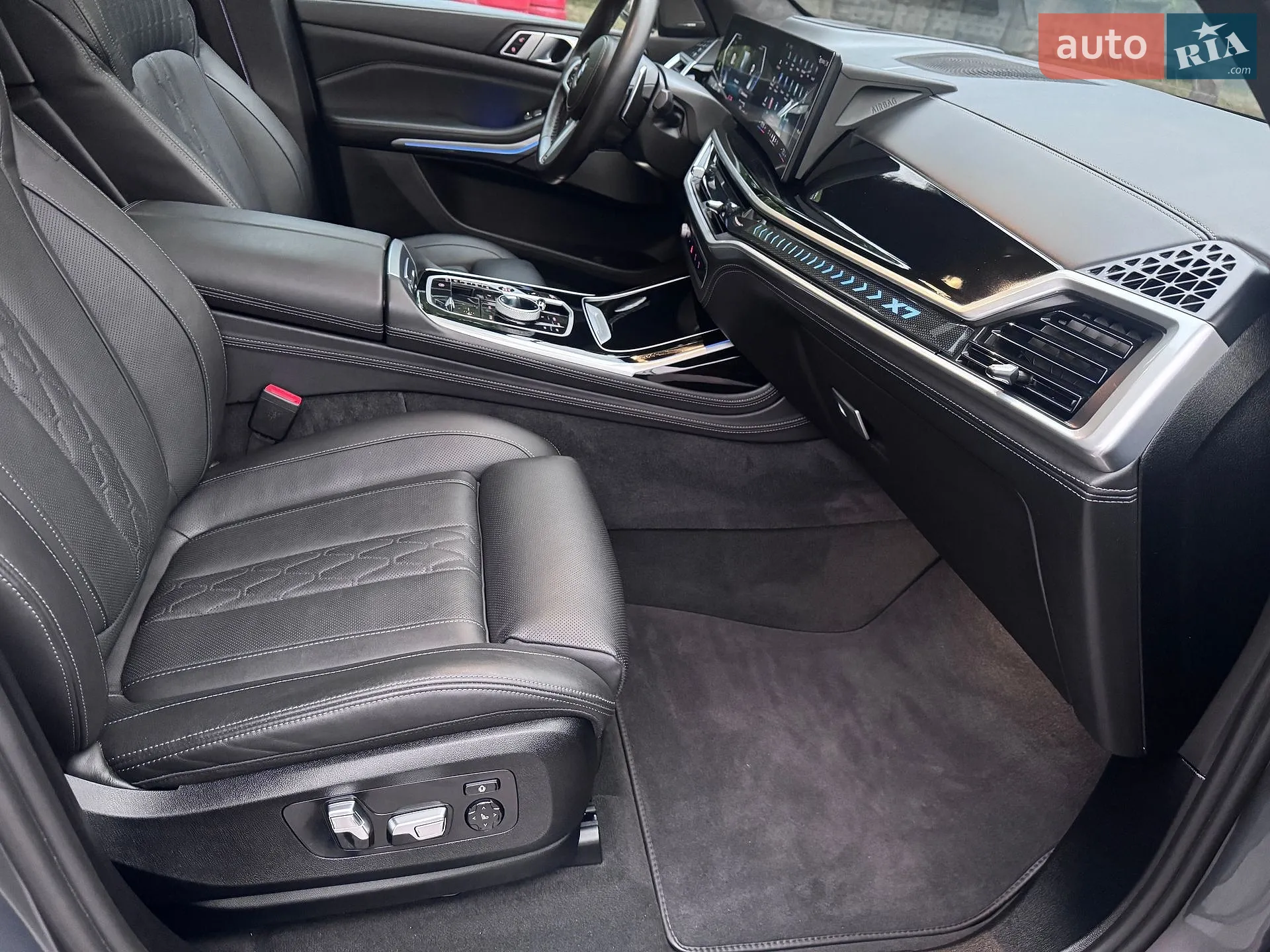 2024 BMW X7 - мініатюра 17