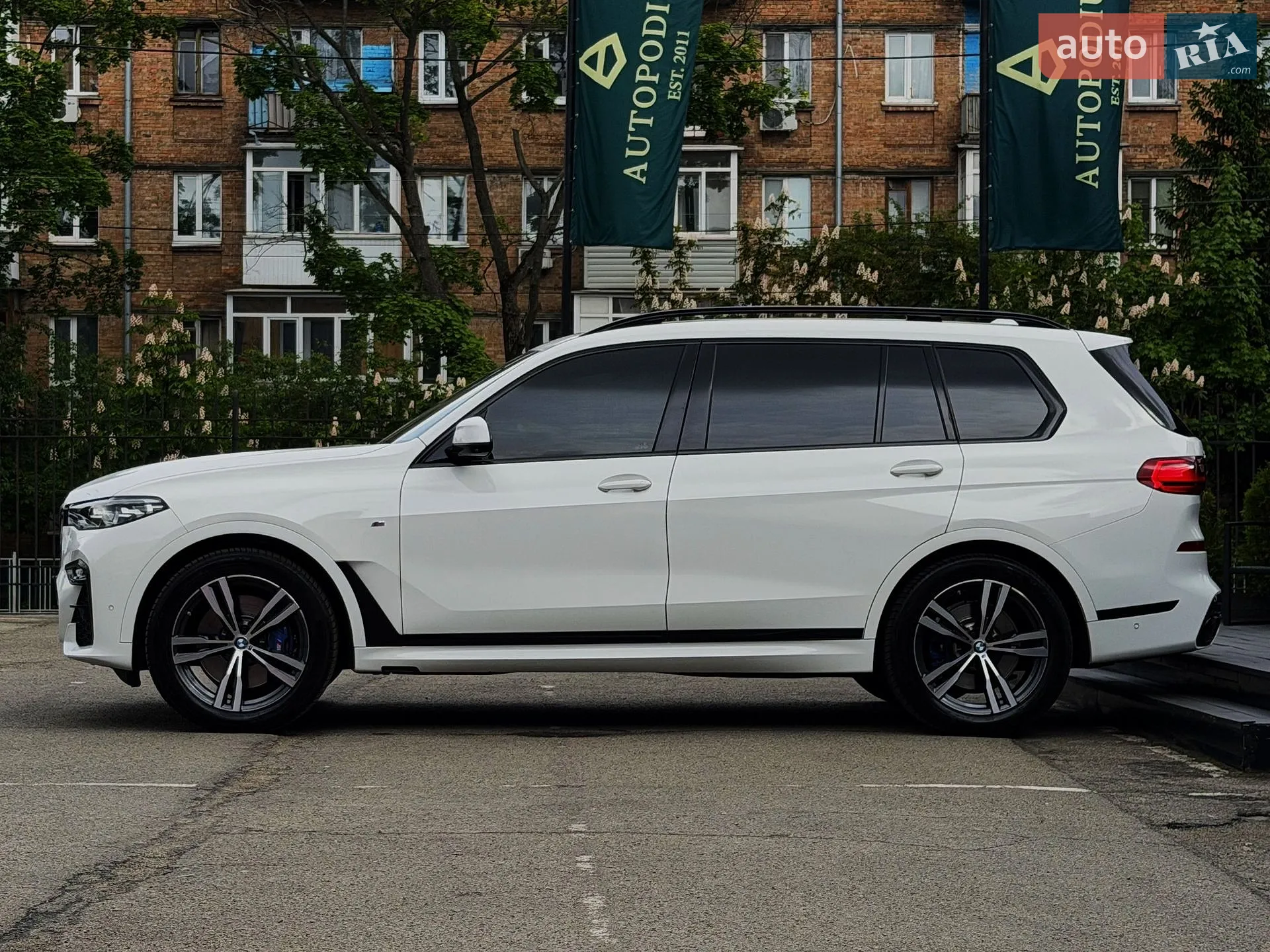 2022 BMW X7 - мініатюра 18
