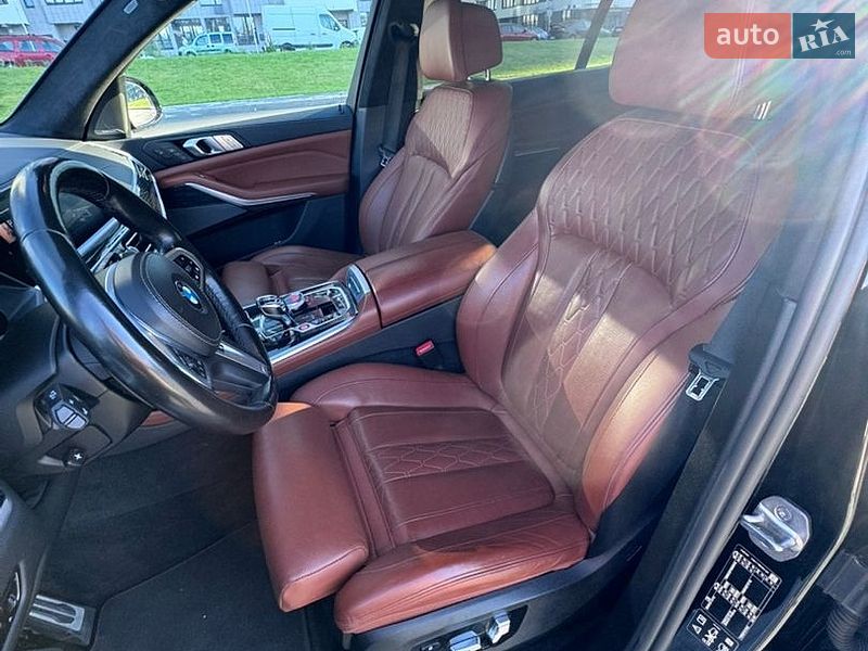 Внедорожник / Кроссовер BMW X7 2021 в Киеве
