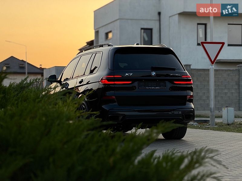 Внедорожник / Кроссовер BMW X7 2023 в Одессе
