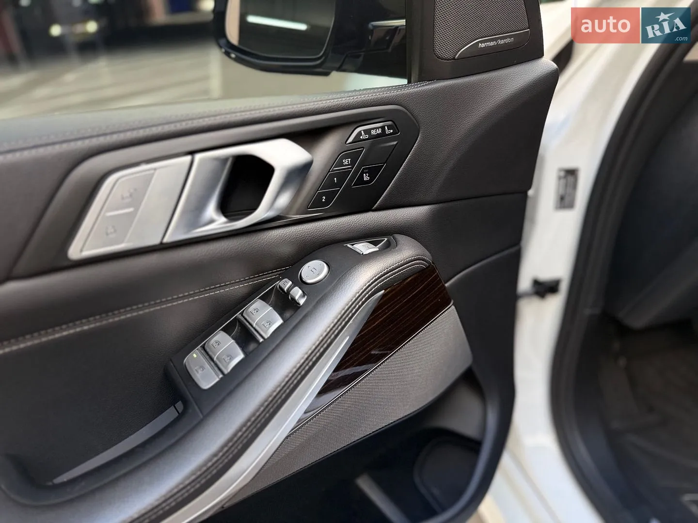 2019 BMW X7 - мініатюра 17