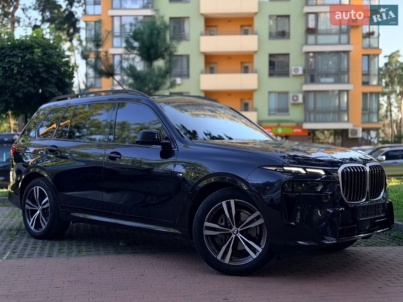 2024 BMW X7 - мініатюра 76